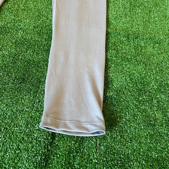 Magellan Outdoors Reversible Full Length Grey Leggings Base layer Pants Size M - Picture 4 of 15